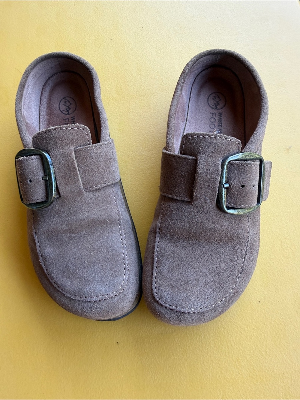 White Mountain Women’s Brown Suede Buckle Mules